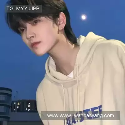 富承青